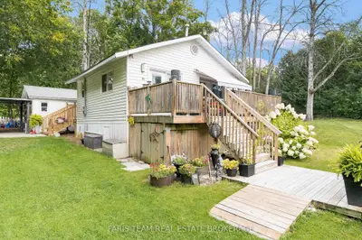 Detached in Tay