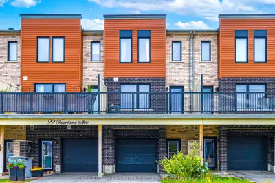 Att/Row/Townhouse in Barrie