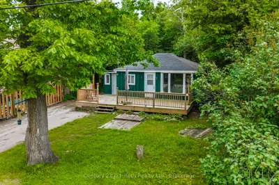 Detached in Tay