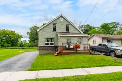 21 Maple Street, Tay, On L0k 2a0