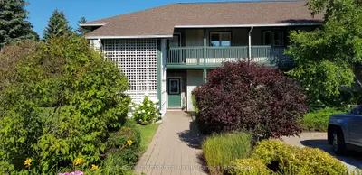 Condo Apartment in Collingwood