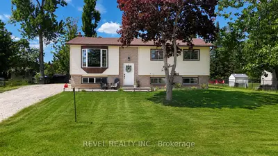 Detached in Oro-Medonte