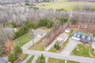 121 Mitchells Beach Road, Tay, On L0k 2a0