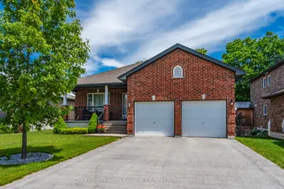 5 Sheppard Drive, Tay, On L0k 2a0