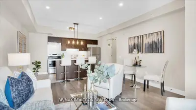 Condo Apartment in Barrie