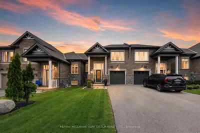 Att/Row/Townhouse in Orillia