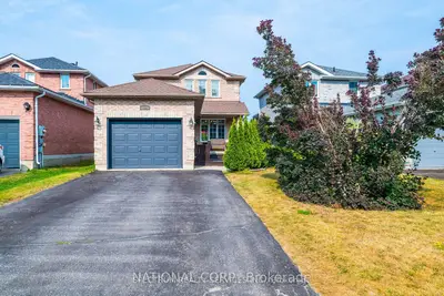 Detached in Barrie