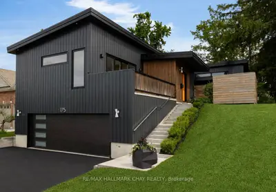 Detached in Barrie