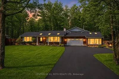 1078 Sunnidale Road, Springwater, On L4m 4s4