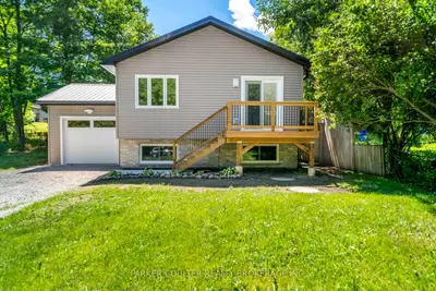 Detached in Penetanguishene
