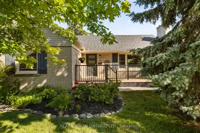Detached in Orillia