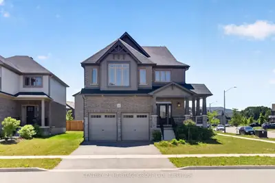 2 Rowland Street, Collingwood, On L9y 5m5
