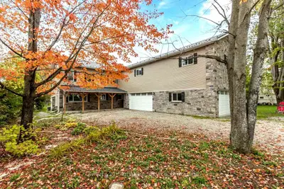 127 Maskinonge Road, Tay, On L0k 2a0