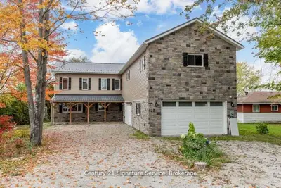 127 Maskinonge Road, Tay, On L0k 2a0