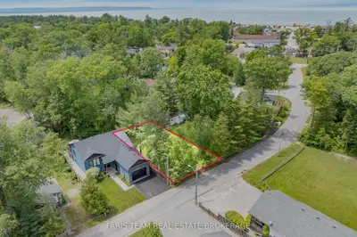 40 Nancy Street, Wasaga Beach, On L9z 2k4