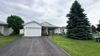 25 KENTUCKY Avenue, Wasaga Beach, ON L9Z 3A8
