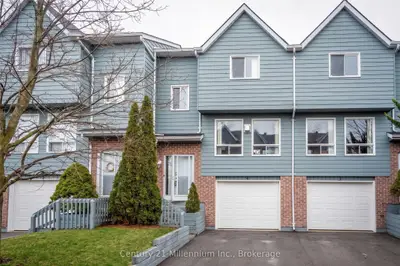 Condo Townhouse in Wasaga Beach