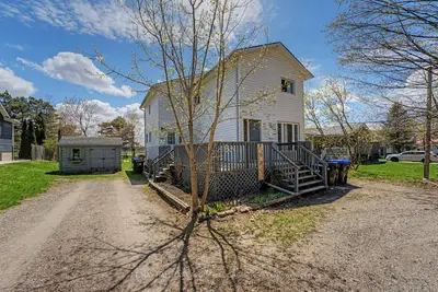 Detached in Penetanguishene