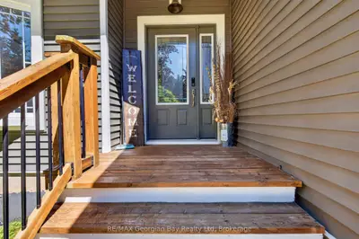 450 Ellerys Side Road, Tiny, On L4r 0e3