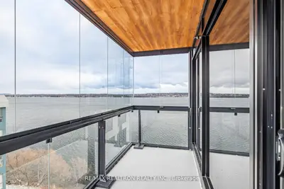 Condo Apartment in Barrie
