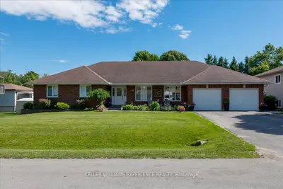 Detached in Penetanguishene
