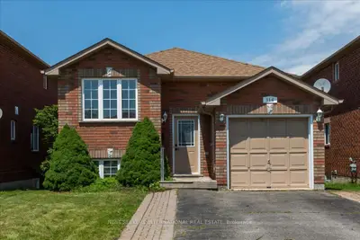 Duplex in Barrie