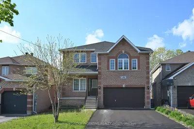 Detached in Barrie
