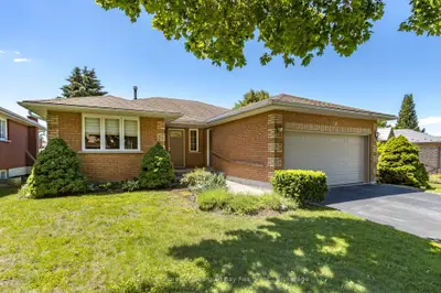 Detached in Midland