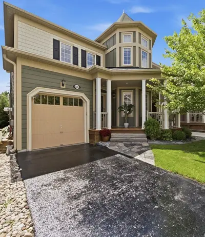 Detached Condo in Severn