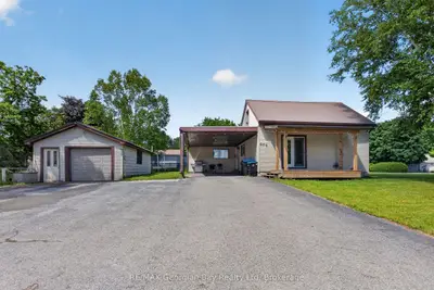 Detached in Tay