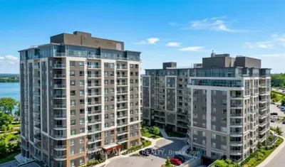 Condo Apartment in Barrie