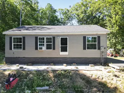 927 Vindin Street, Midland, On L4r 4l9