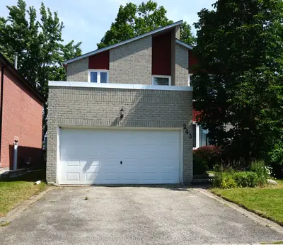Detached in Barrie
