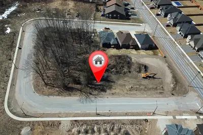 38 Joanne Crescent, Wasaga Beach, On L9z 1r4