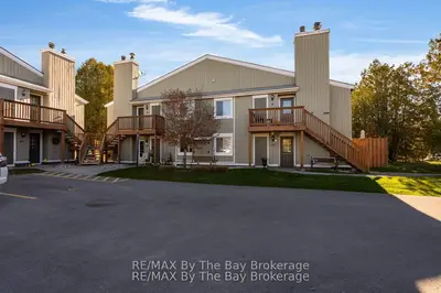 19 DAWSON Drive 39, Collingwood, ON L9Y 5B4