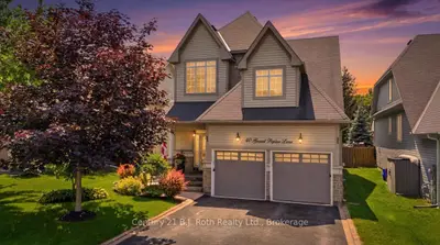 Detached in Wasaga Beach