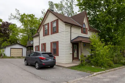 4 East Street, Barrie, On L4m 2n4