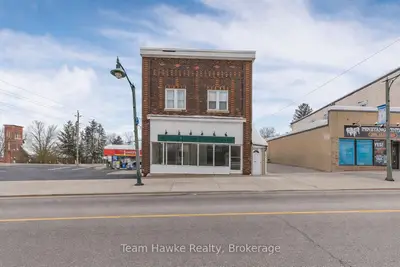 101 Main Street 2, Penetanguishene, On L9m 1s9