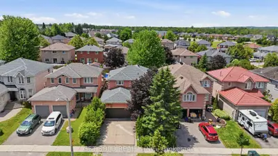 28 Hawkins Drive, Barrie, On L4n 0a6