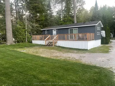 85 Theme Park Drive I, Wasaga Beach, On L9z 1x7