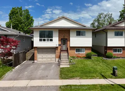Detached in Orillia