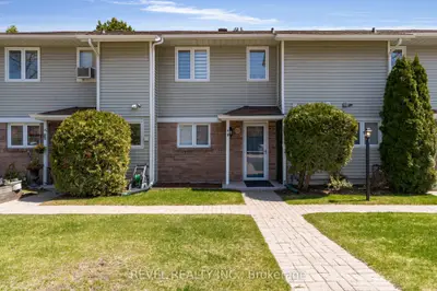 Condo Townhouse in Wasaga Beach