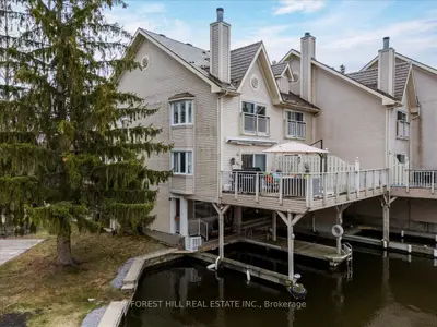 Condo Townhouse in Ramara