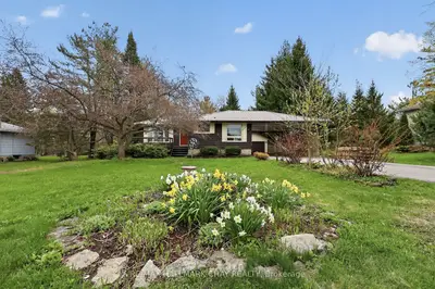 Detached in Oro-Medonte