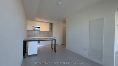 Condo Apartment in Barrie