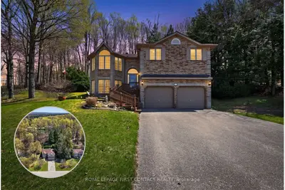 Detached in Springwater