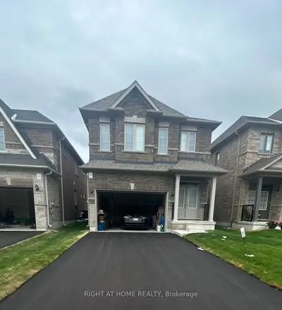 Detached in Barrie