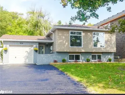 Duplex in Barrie