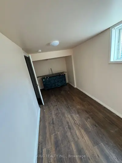 48 Brighton Road Basement, Barrie, On L4m 6s4
