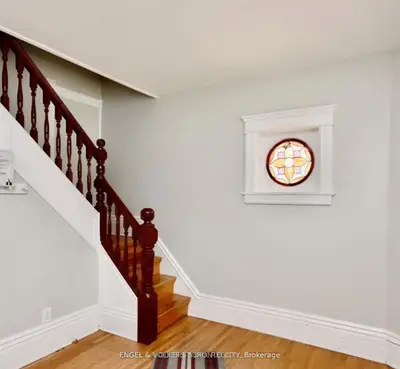 127 Burton Avenue, Barrie, On L4n 2r6